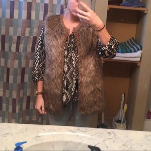 Fur vest